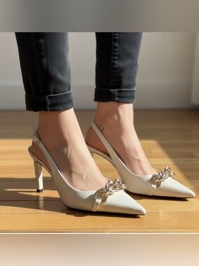 Zara Sz 8.5 (39) Cream Gold Chain Pointy Toes Leather High Heels Pump